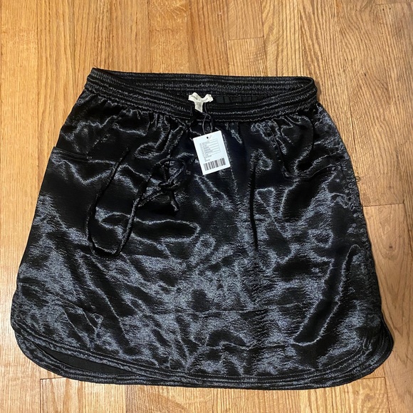NWT Urban Outfitters Silence + Noise Black Metallic Skirt- Size M - Picture 2 of 3